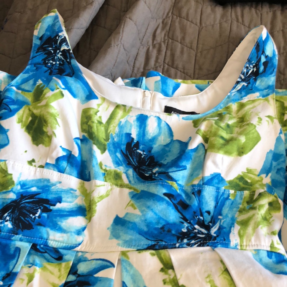 Flower Spring Dress - Picture 4 of 4